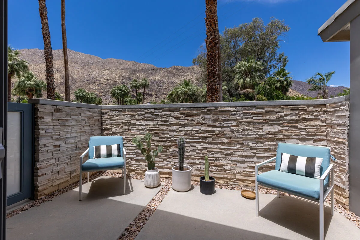 Mesa Mid-Century