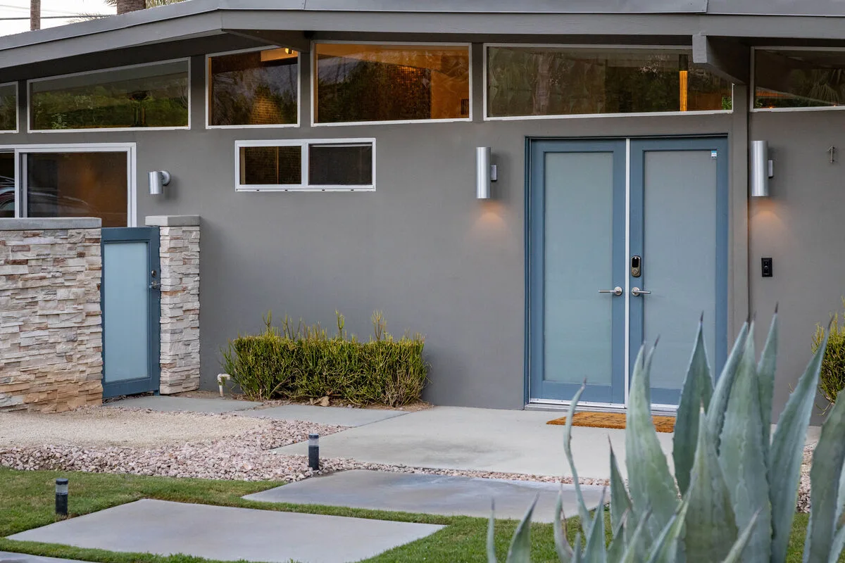 Mesa Mid-Century