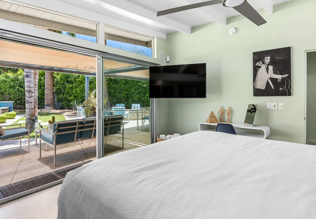 Mesa Mid-Century