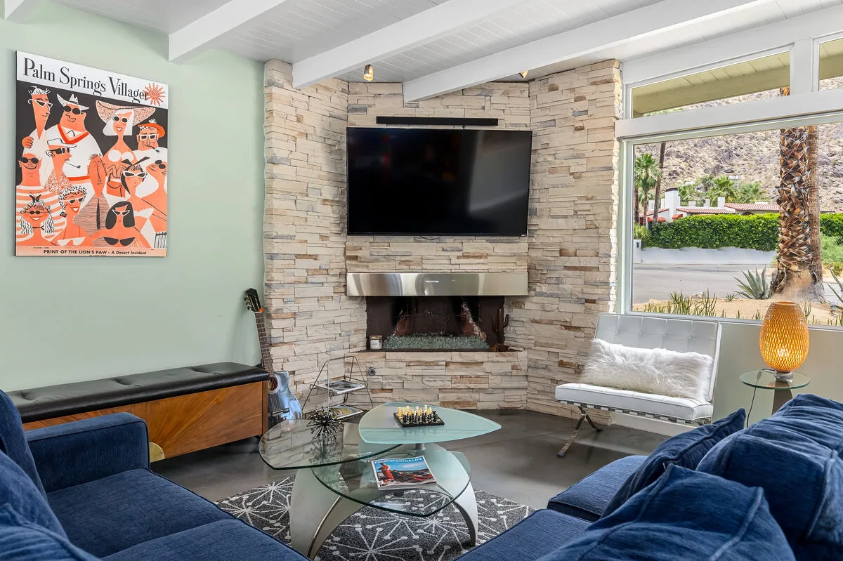 Mesa Mid-Century