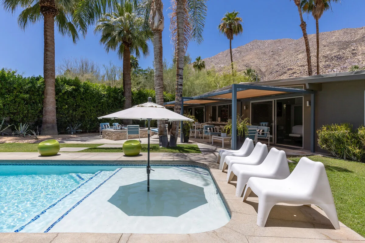 Mesa Mid-Century