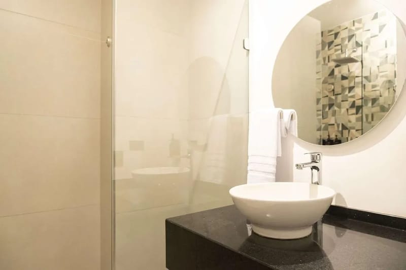 Modern 3BR AC Steps from Ciudad Amurallada