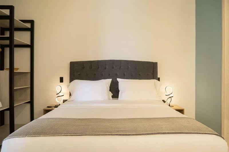 Modern 3BR AC Steps from Ciudad Amurallada