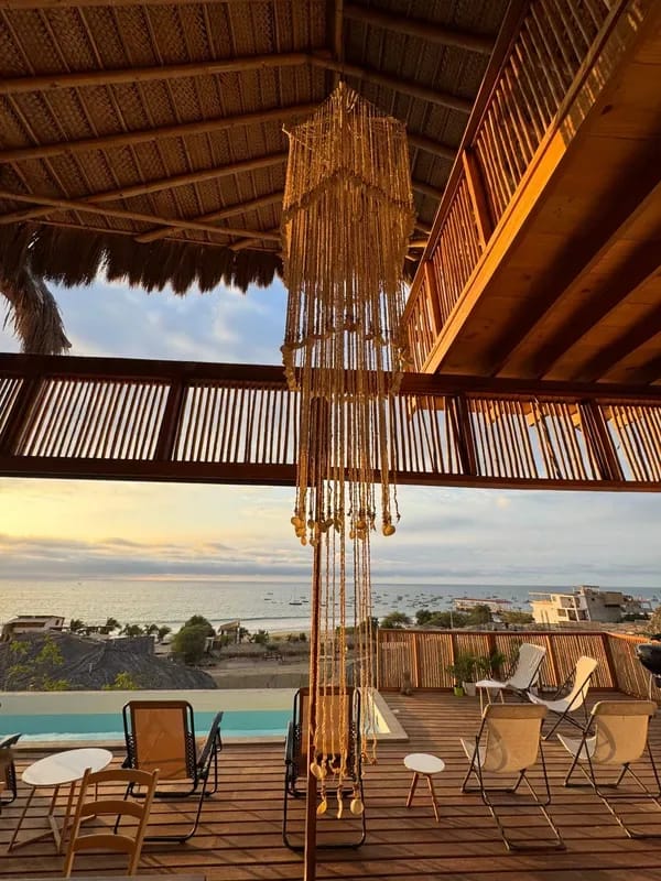 Beachside 8BR Villa in Punta Veleros