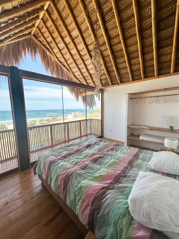 Beachside 8BR Villa in Punta Veleros