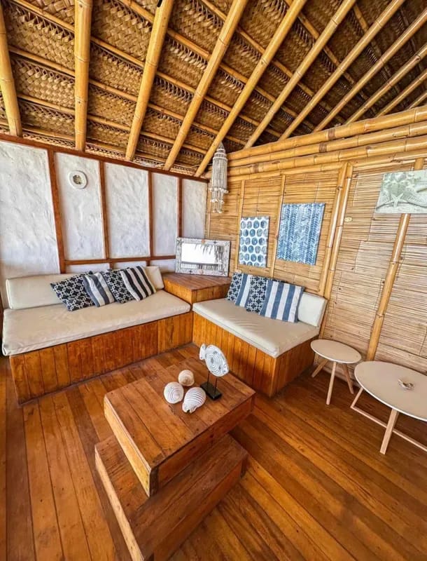 Beachside 8BR Villa in Punta Veleros