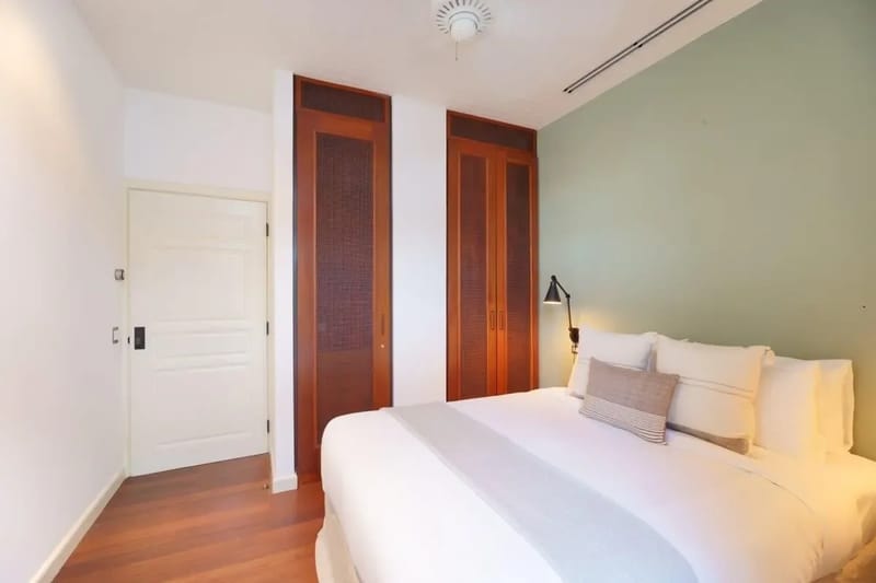 Bright 2BR in Casco Antiguo w/ Balcony