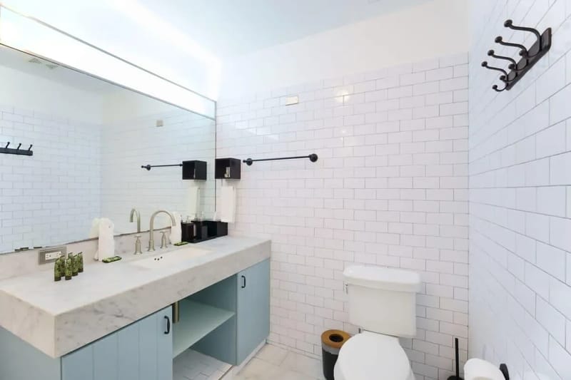 Bright 2BR in Casco Antiguo w/ Balcony