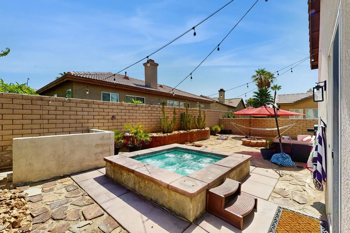 Tranquil Desert Sanctuary