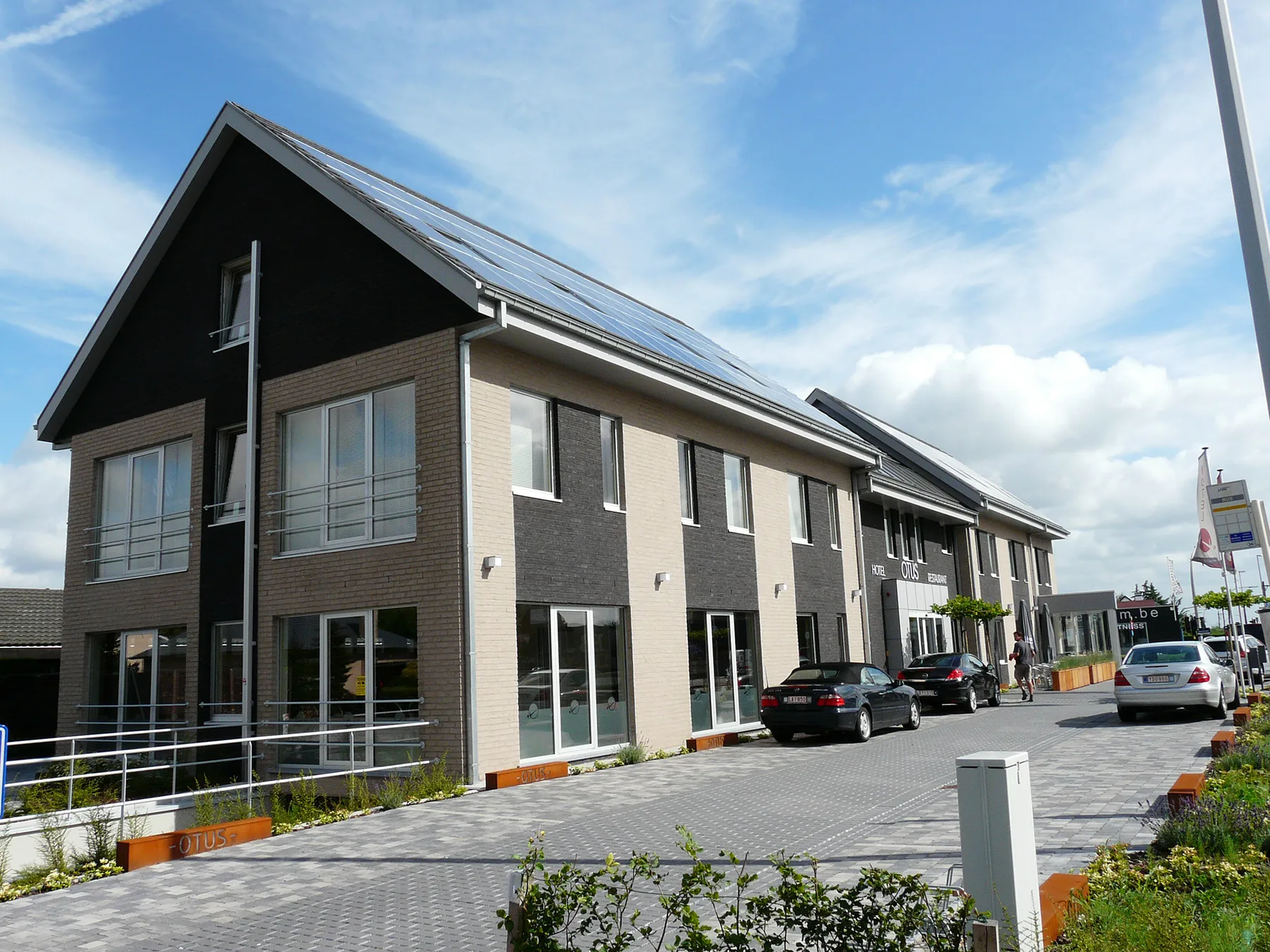 Exterior of Hotel OTUS