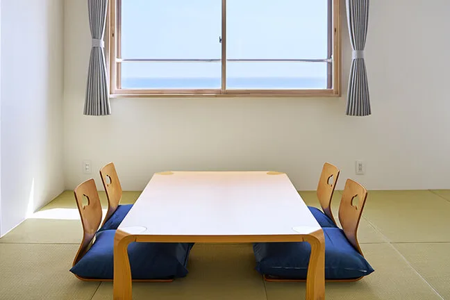Nueva habitación de estilo japonés-occidental, con una distribución de 12 tatamis más 4,5 tatamis