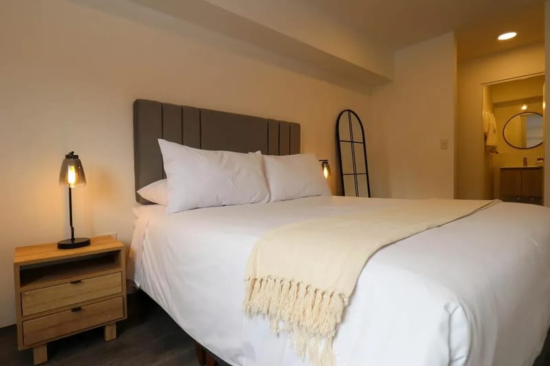 Modern 2BR in Historic Cusco w/ Balcony