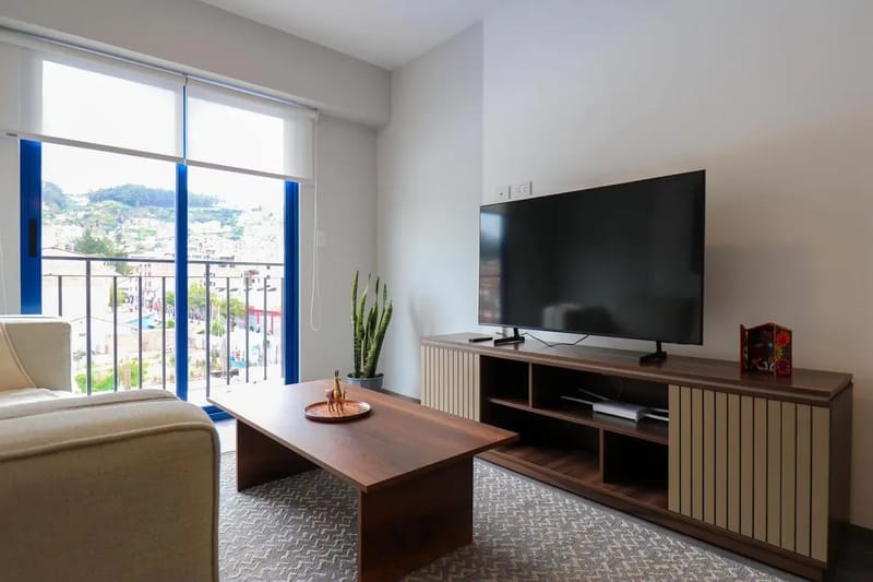 Modern 2BR in Historic Cusco w/ Balcony