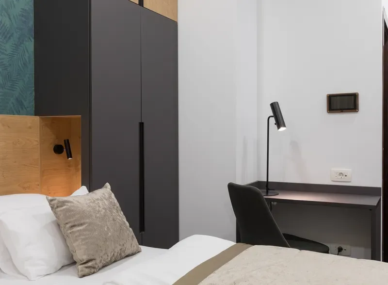 Small double room