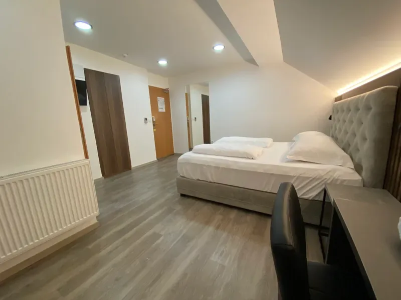 Economy double room