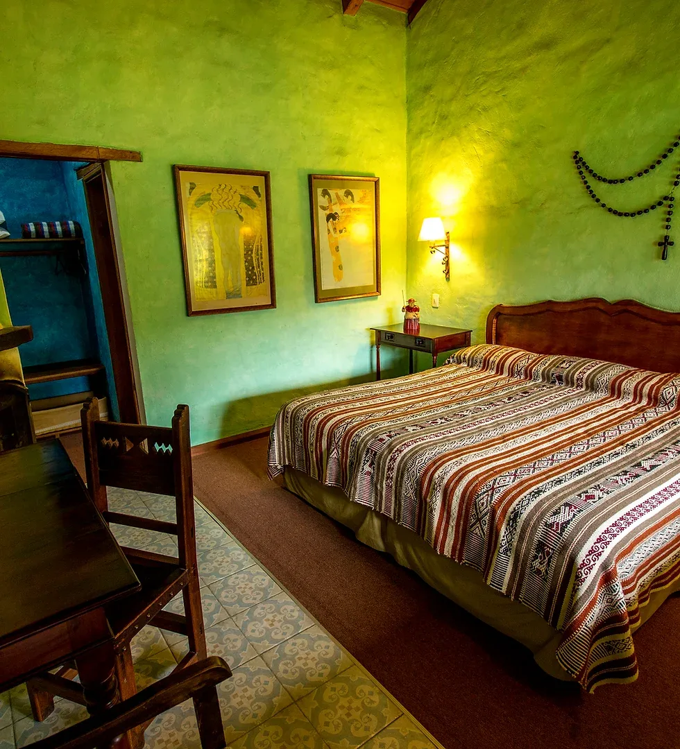 Las Palmeras Inn