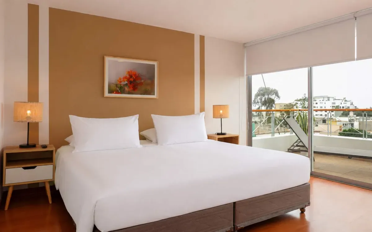 Deluxe 1BR w/ Terrace in Barranco