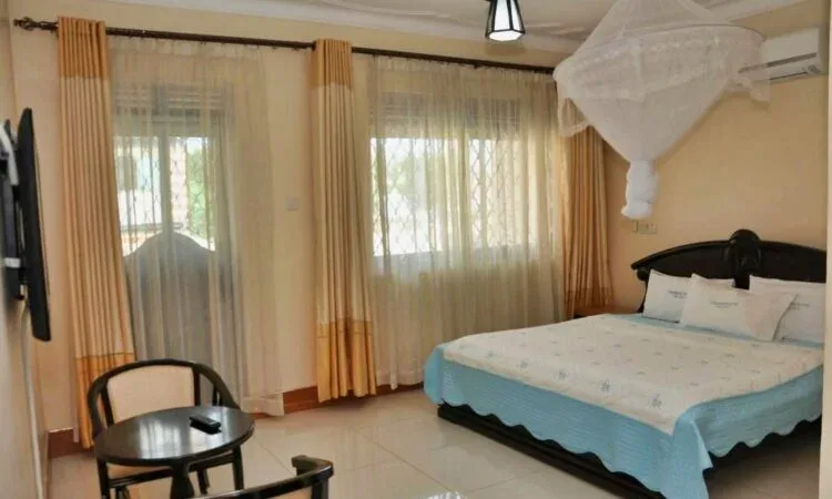 Guest room