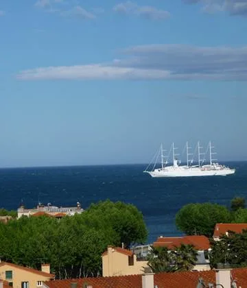 Sea-view balcony on the hotel façade