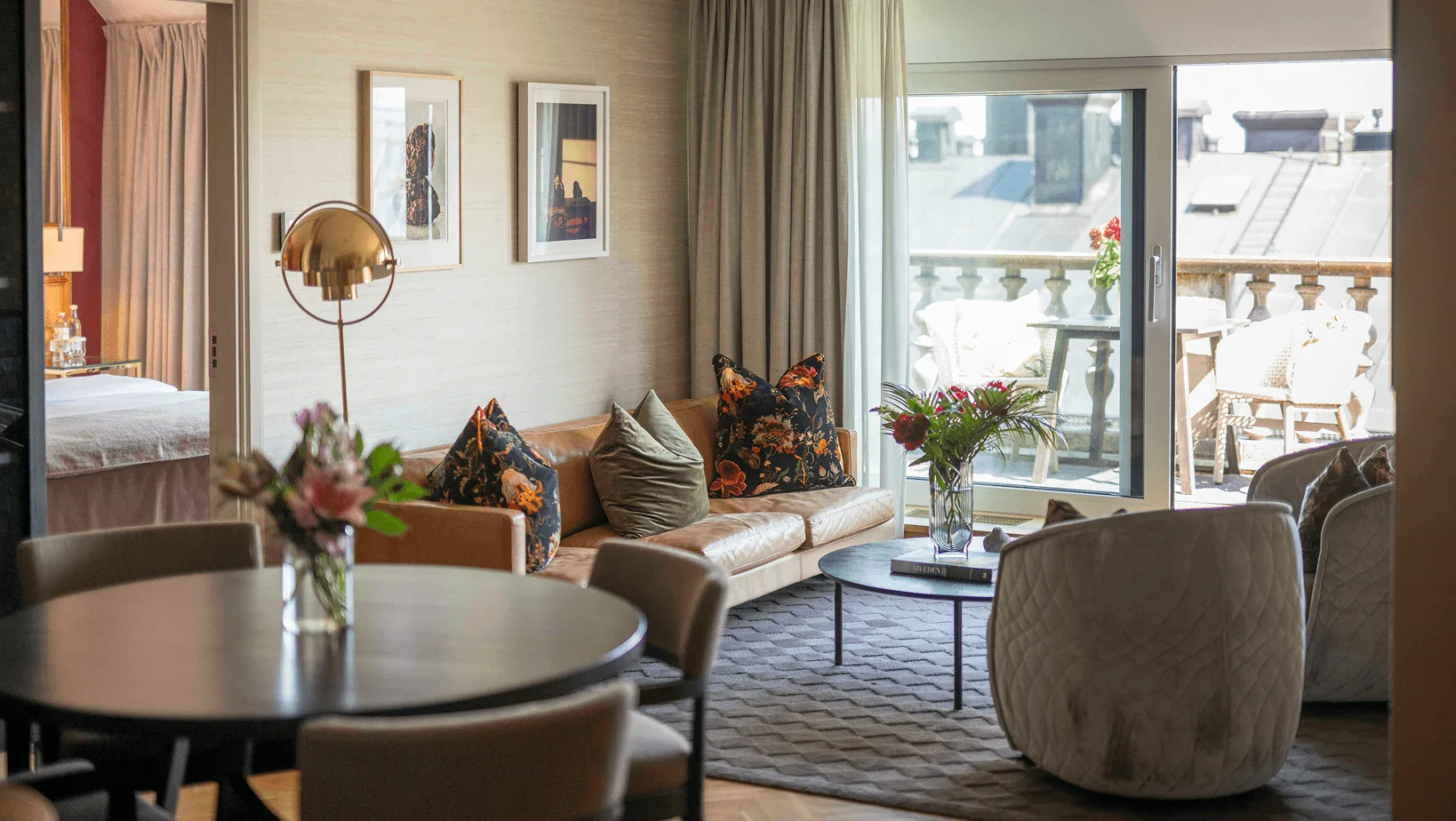 Bank Hotel