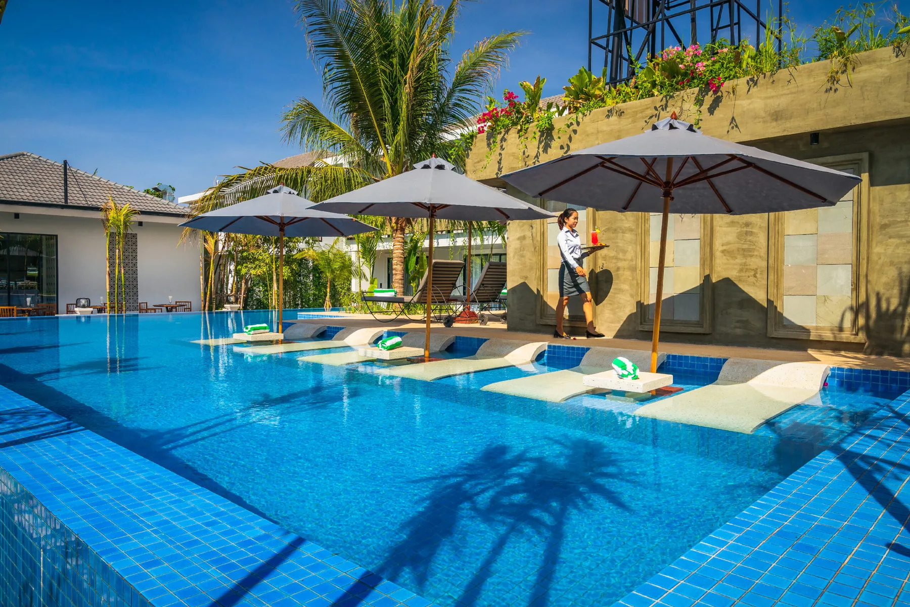 Grand Venus La Residence pool