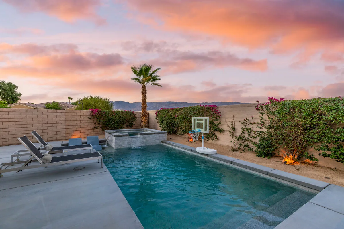 Lago Vista Retreat