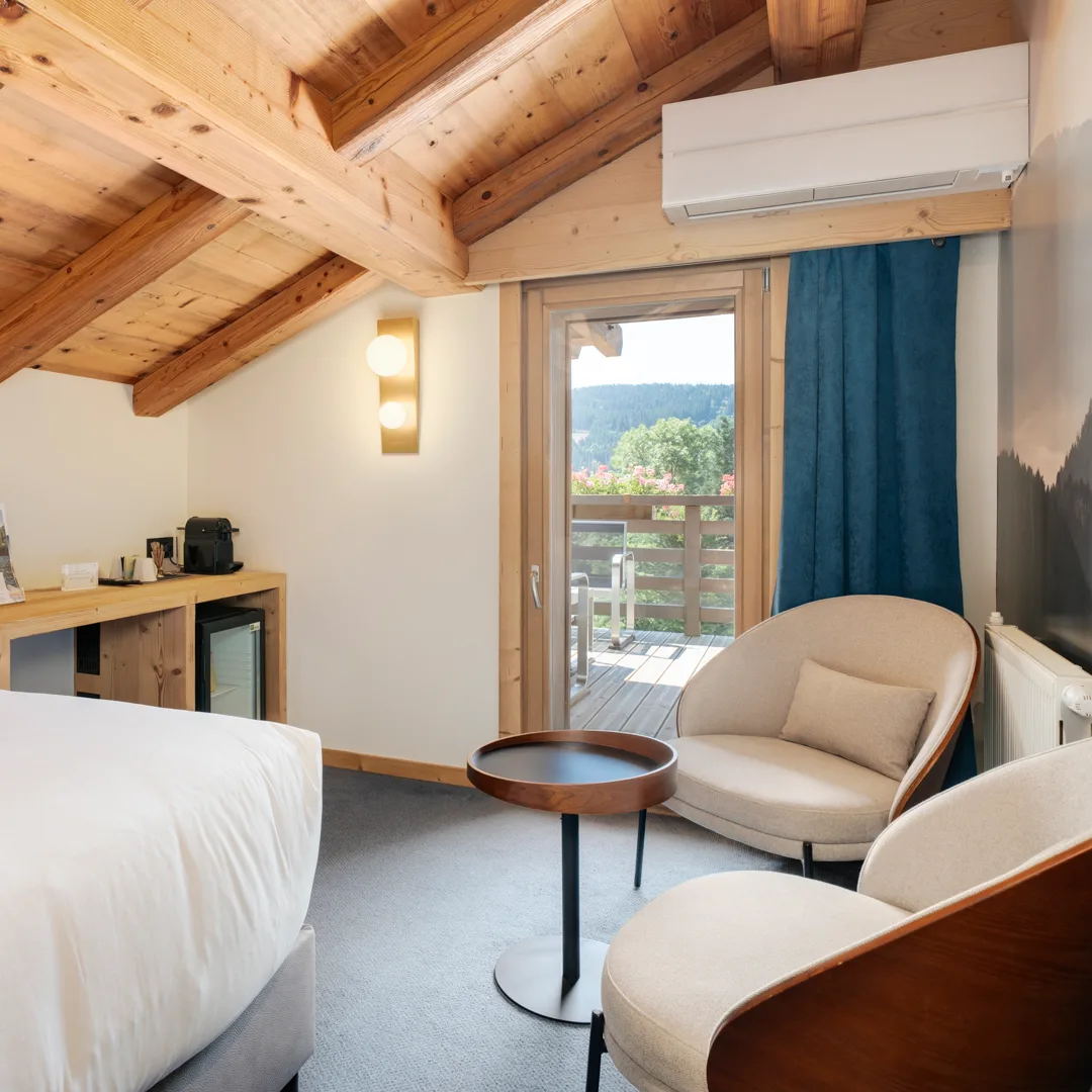 Habitación Confort abuhardillada con aire acondicionado