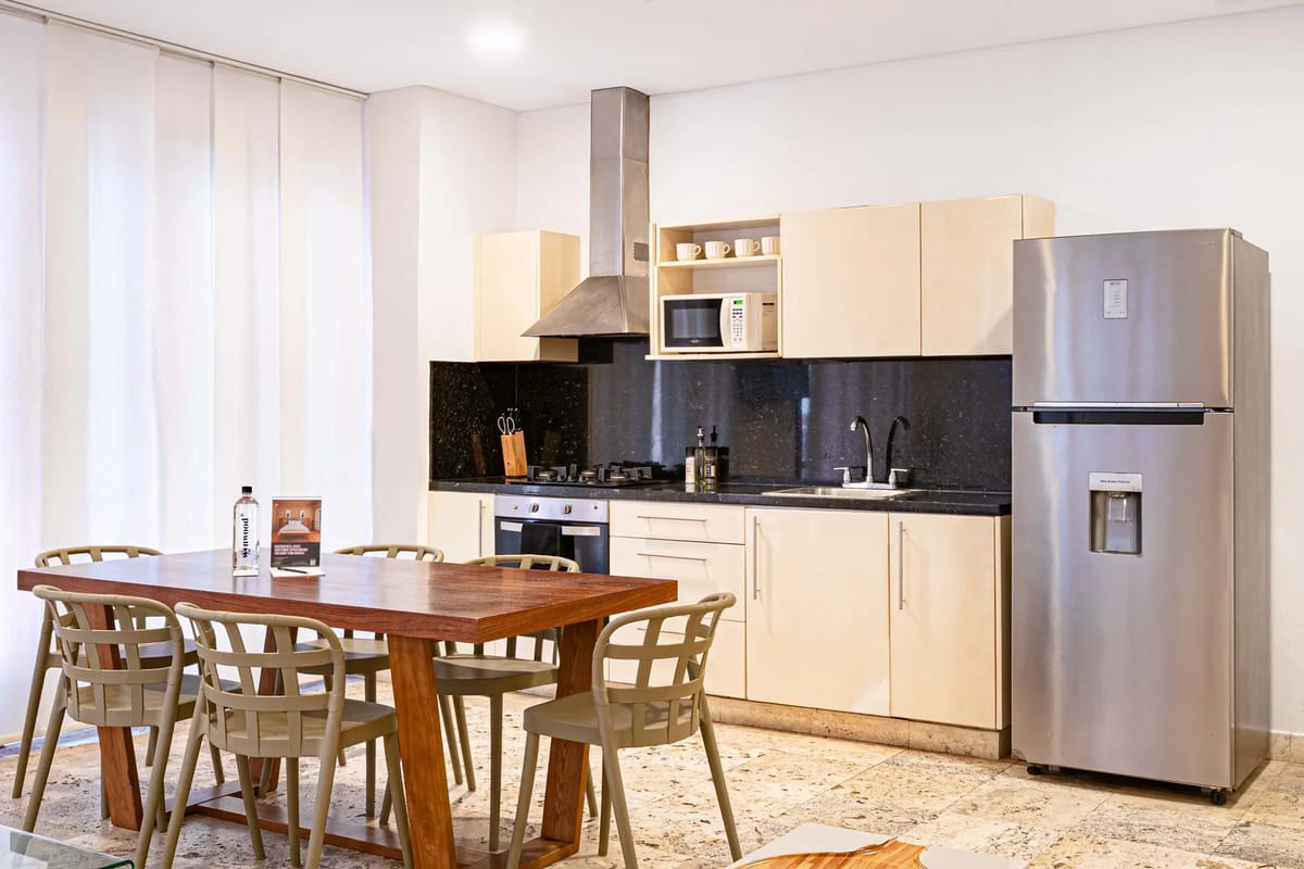 Incredible 2BR with AC in Ciudad Amurallada