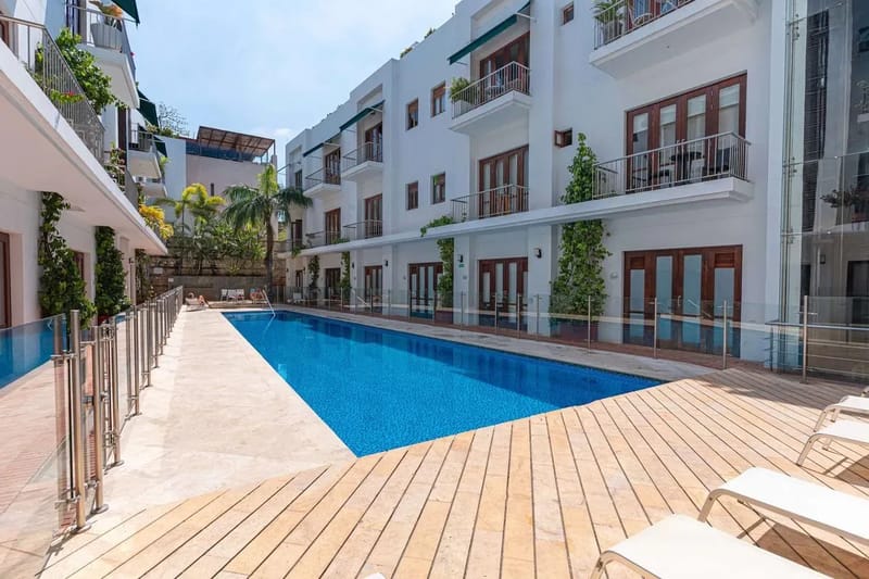 Incredible 2BR with AC in Ciudad Amurallada
