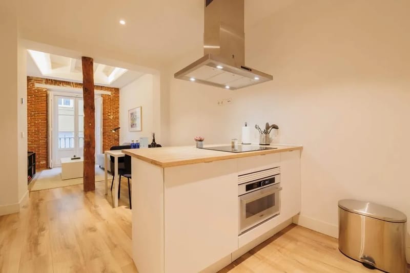 Luxury 2BR at Palacio Real