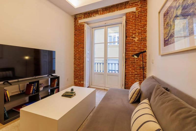 Luxury 2BR at Palacio Real