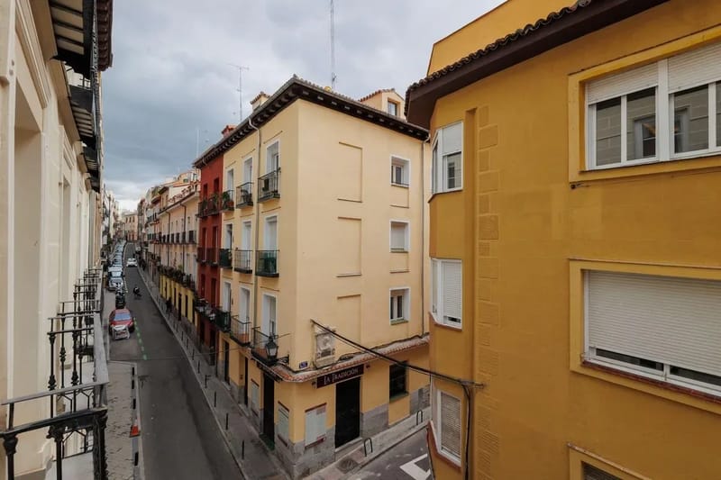 Luxury 2BR at Palacio Real