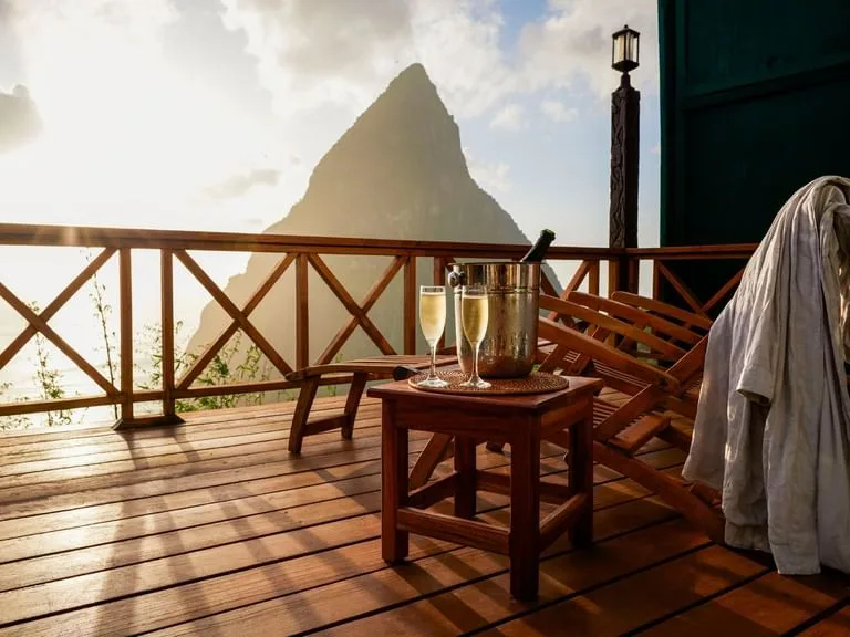 La Petit Fleur balcony lounge