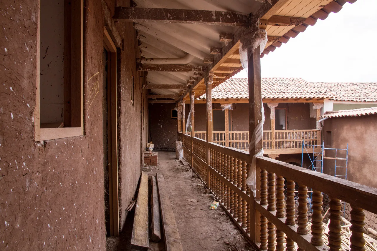 Restauración del patio colonial de Antigua Casona San Blas.
