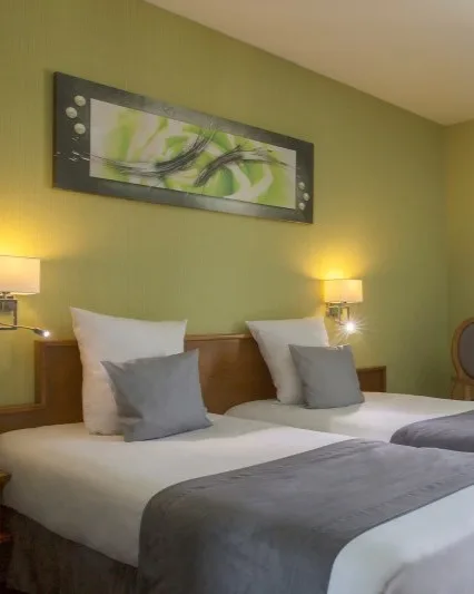 Guest room