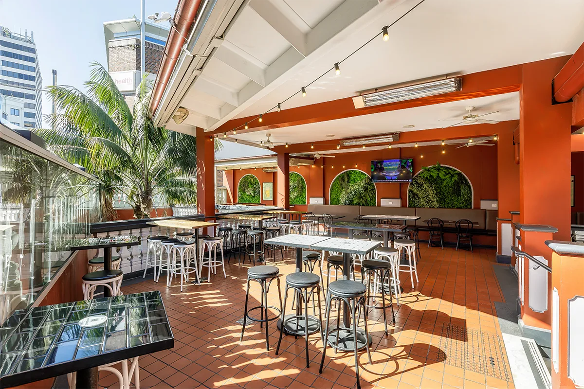 Royal Exhibition Hotel