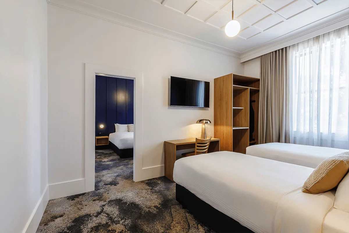 Royal Exhibition Hotel