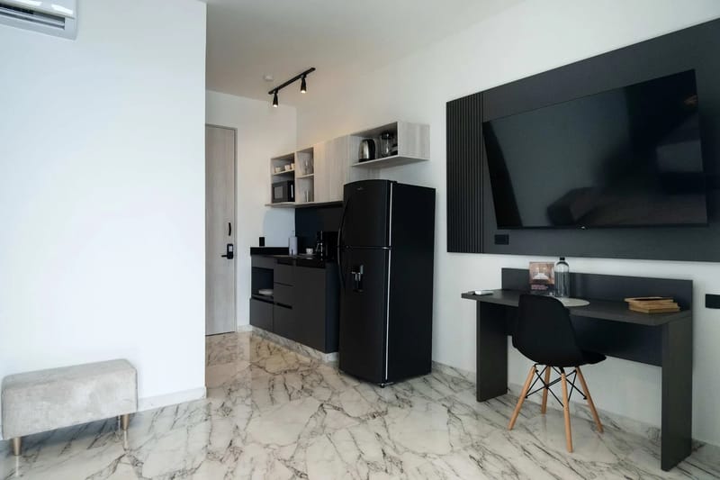 Vibrant 1BR w/ Ocean View near C. Amurallada