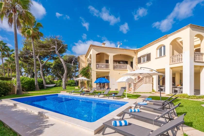 Casa Leo