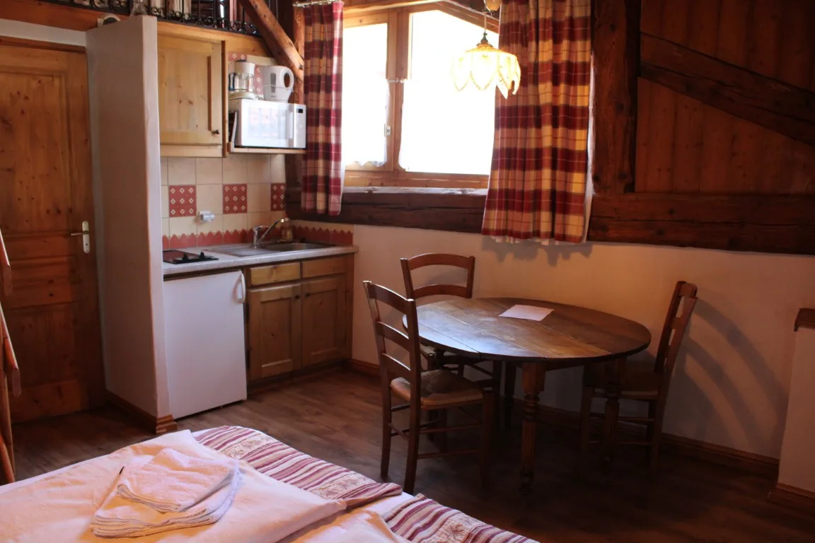 Mont Pourri guest room
