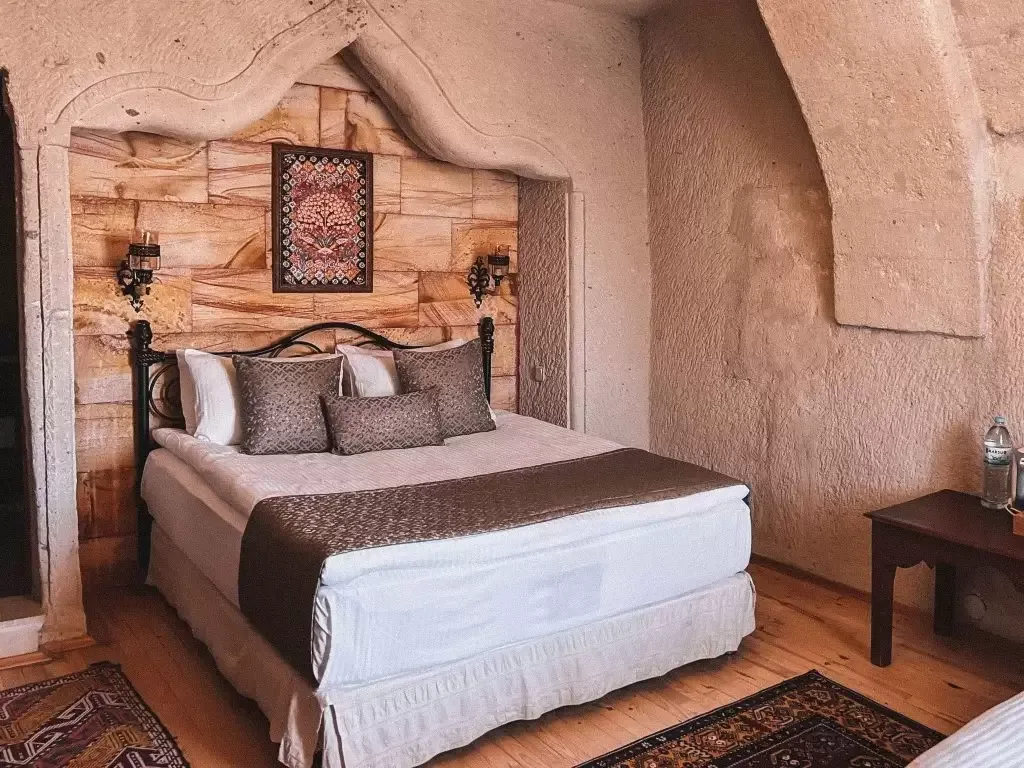 Cave room