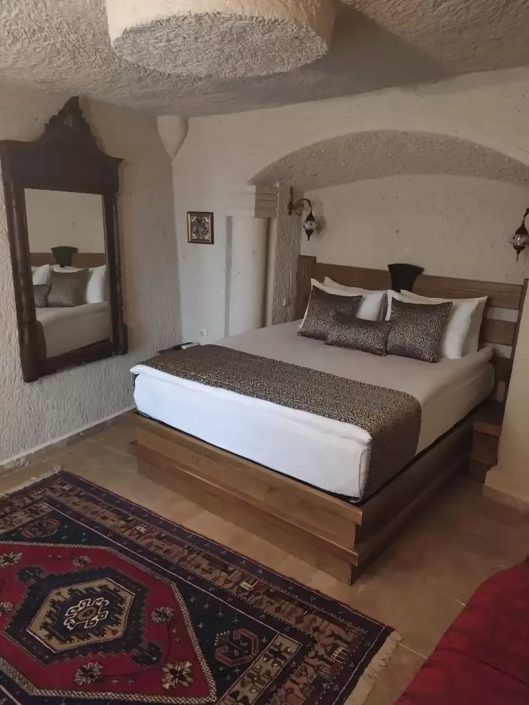 Cave room