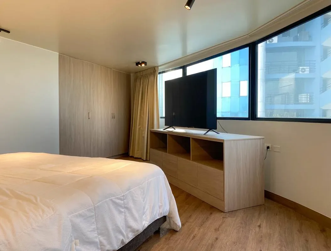 Inviting 2BR w/ Jacuzzi in Miraflores