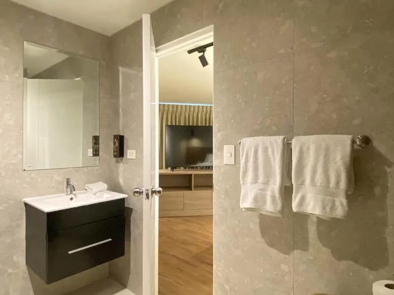Inviting 2BR w/ Jacuzzi in Miraflores