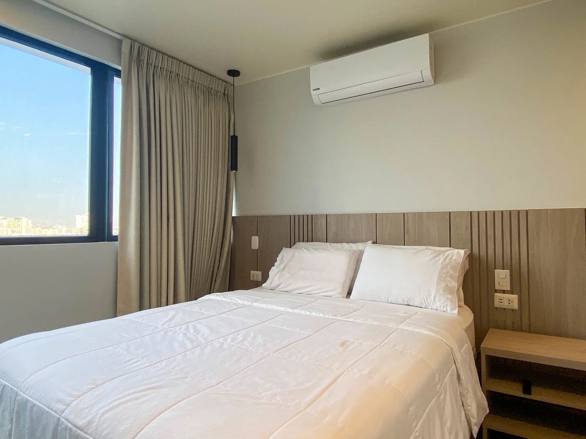 Inviting 2BR w/ Jacuzzi in Miraflores