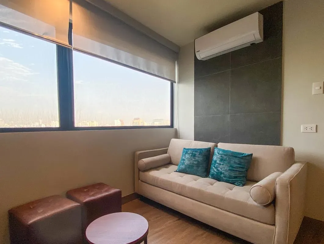 Inviting 2BR w/ Jacuzzi in Miraflores