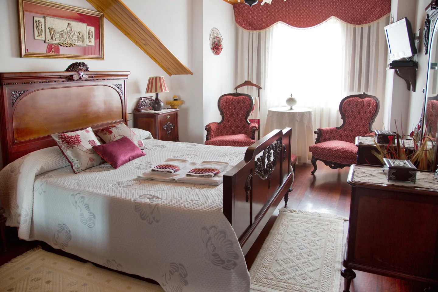 Guest room