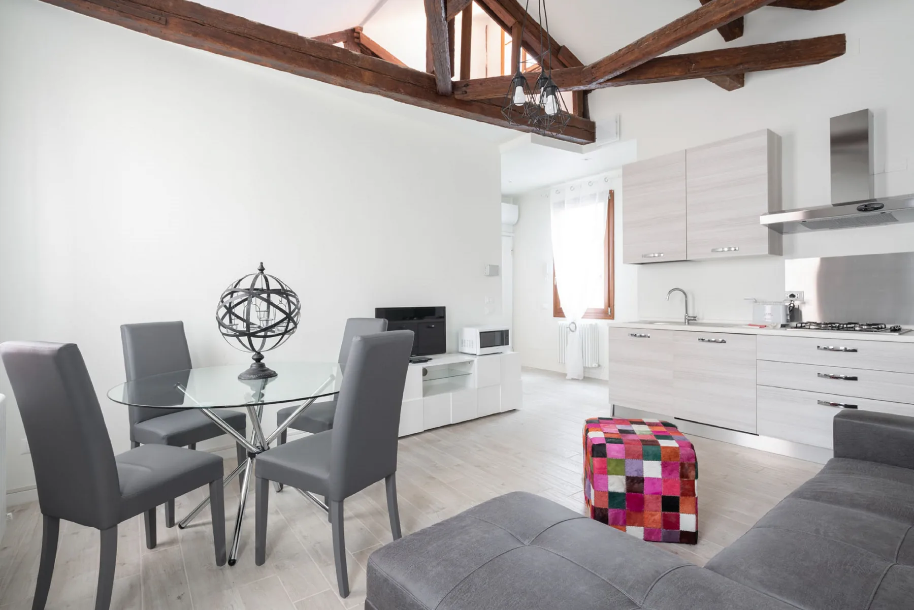 San Marco Style Canal View Apt. 2