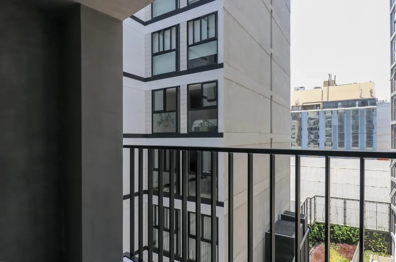 Group-Friendly 3BR w/ Balcony in Miraflores