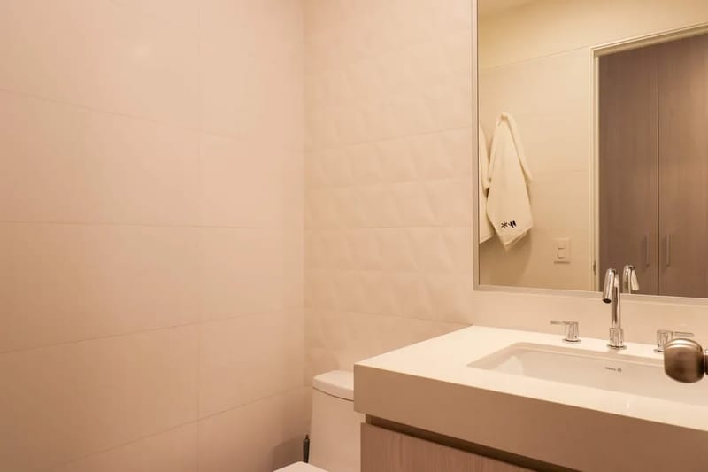 Group-Friendly 3BR w/ Balcony in Miraflores